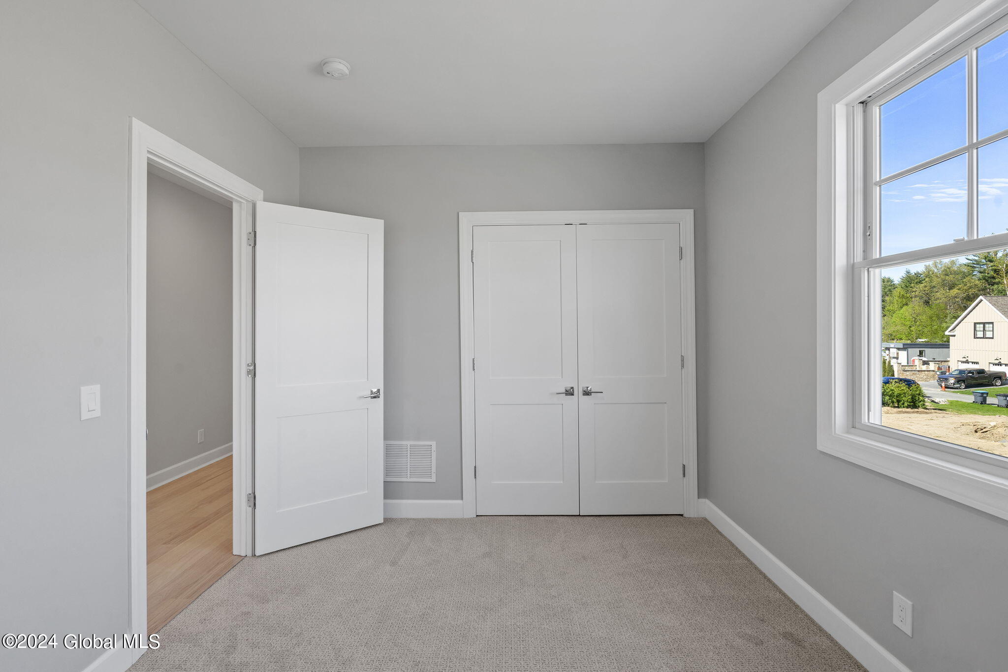 18 Aurora Avenue, Saratoga Springs, New York image 39