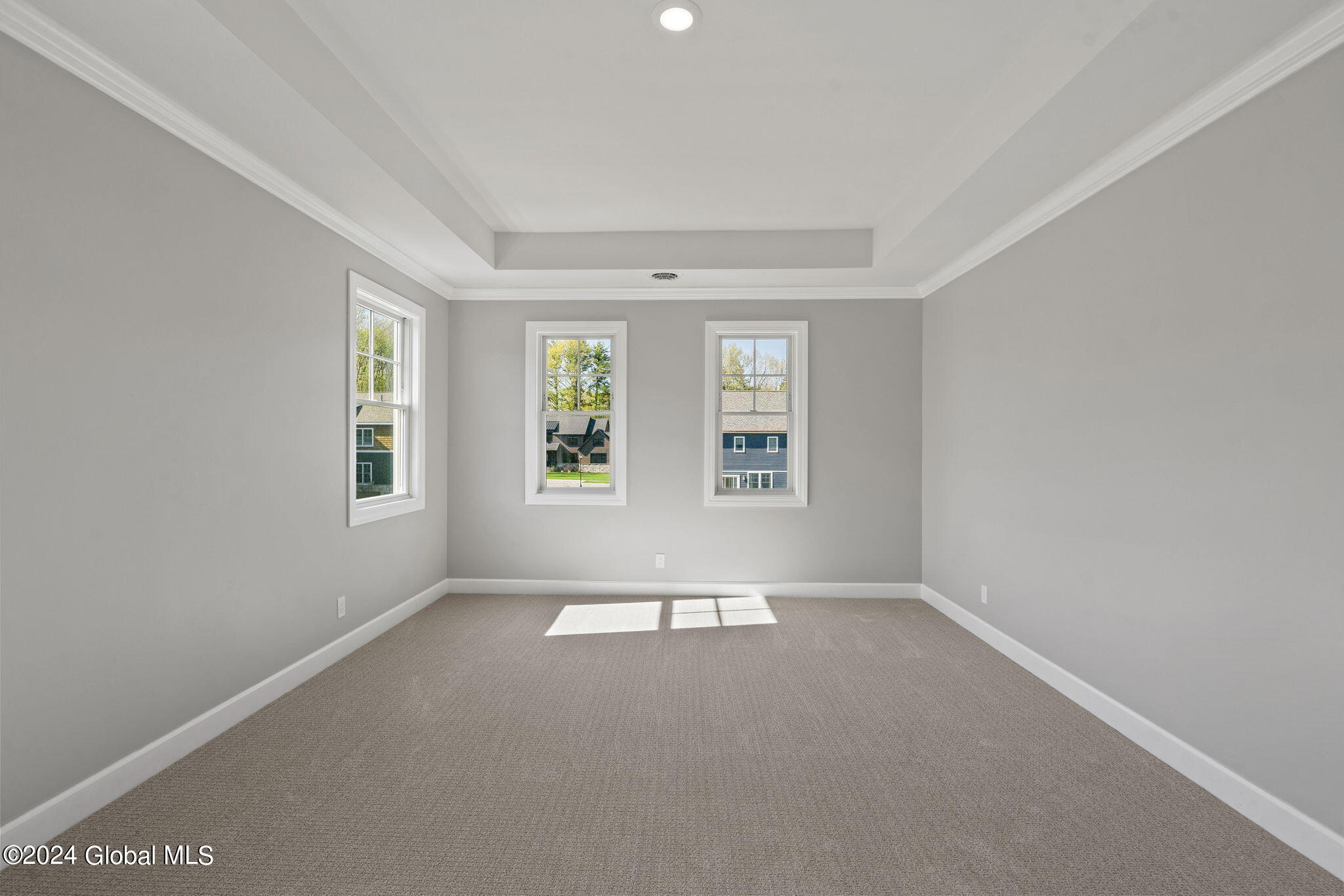 18 Aurora Avenue, Saratoga Springs, New York image 29