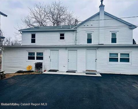 Photo of 982 S Schodack Road, Castleton, NY 12033 (MLS # 202614189)