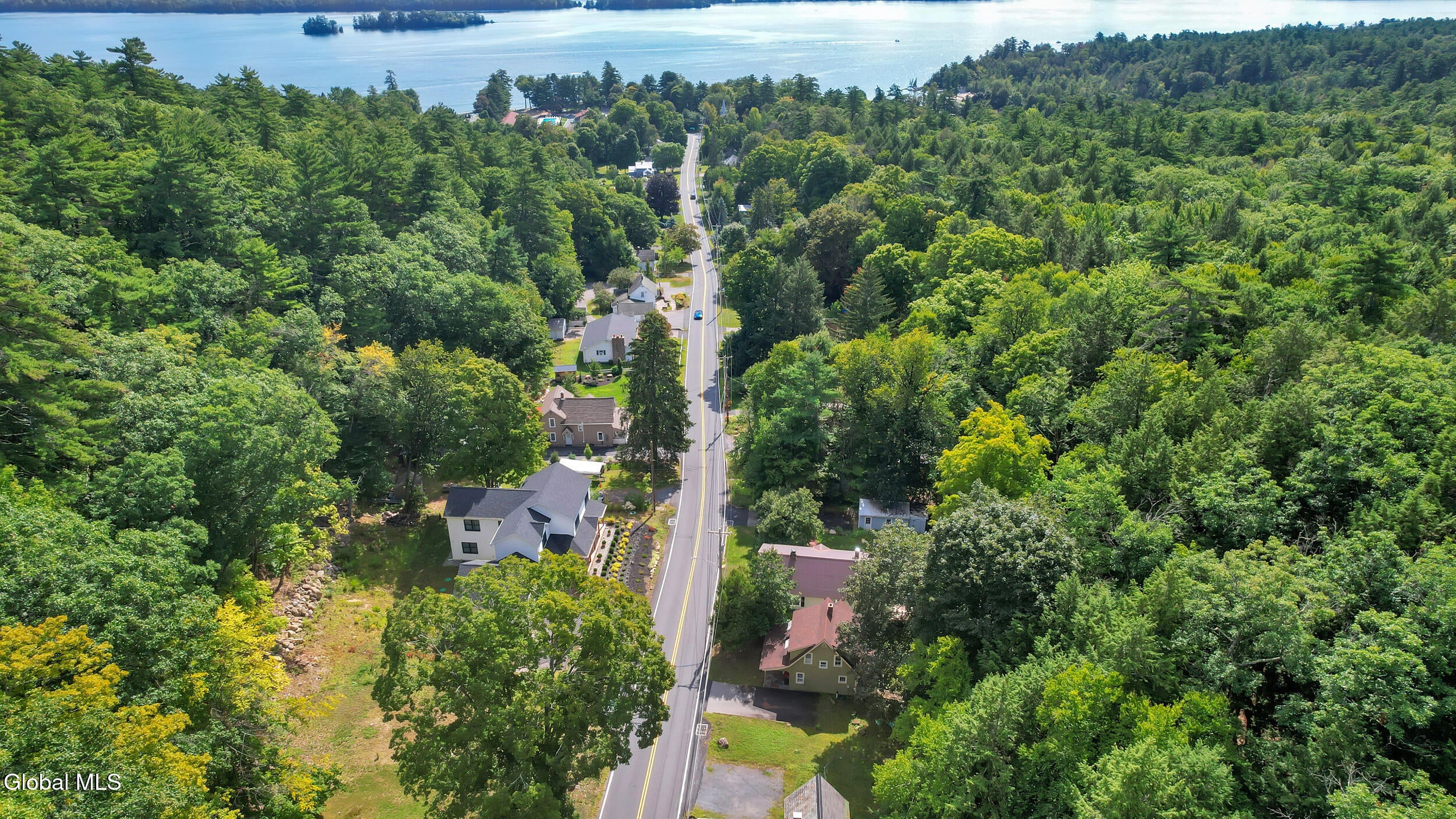 780 Diamond Point Road