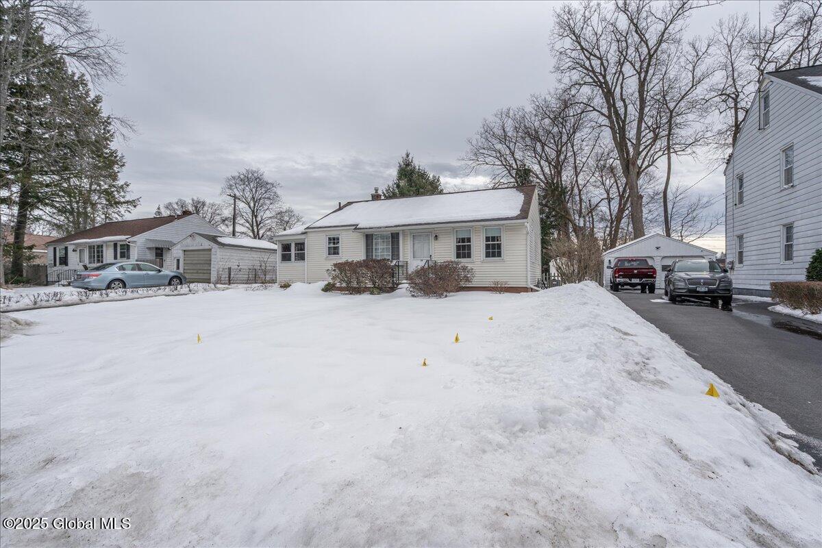 19 Shirley Drive, Schenectady, New York image 2