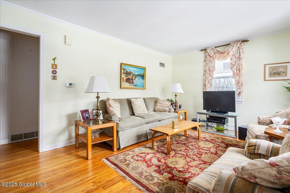 19 Shirley Drive, Schenectady, New York image 10