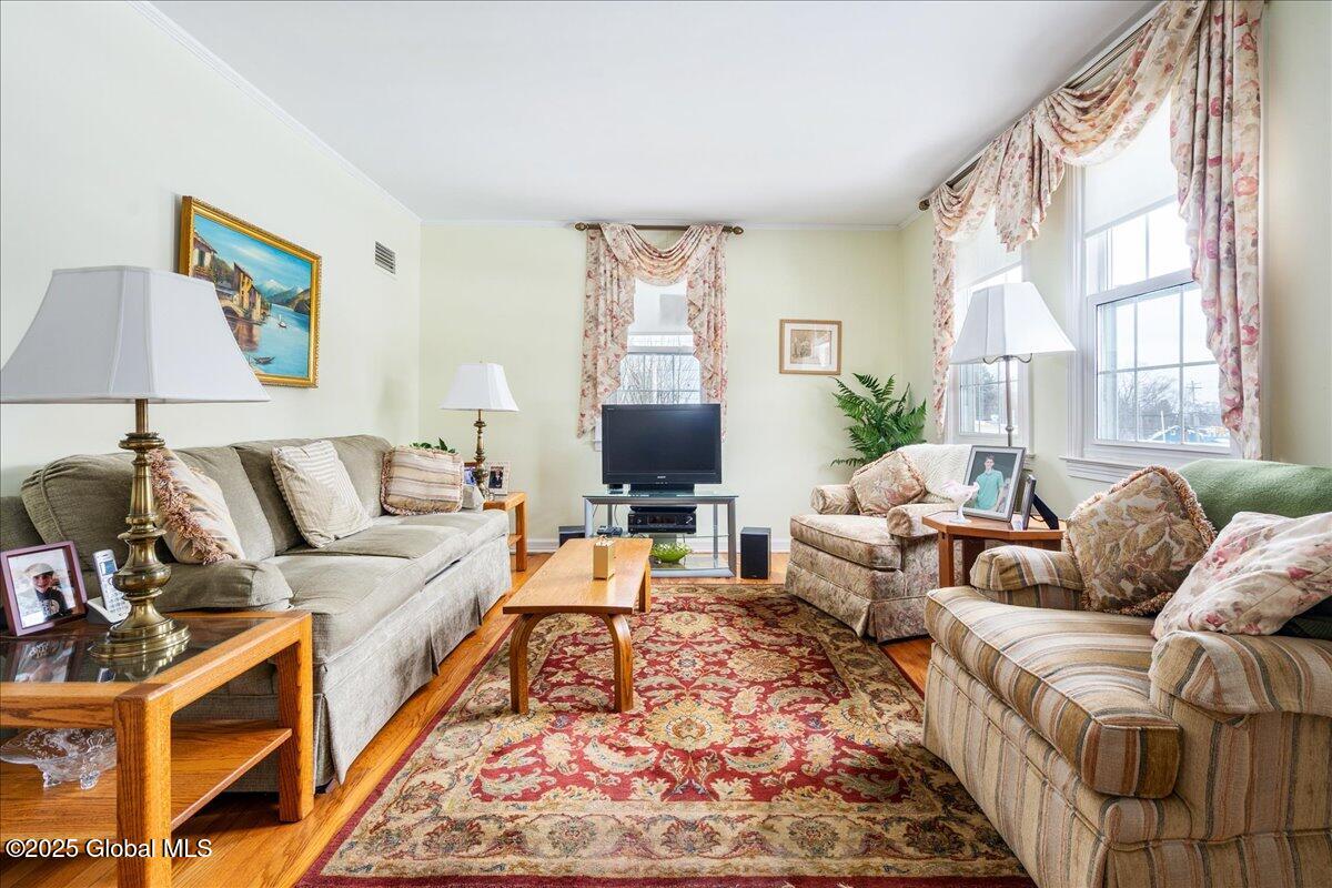 19 Shirley Drive, Schenectady, New York image 11