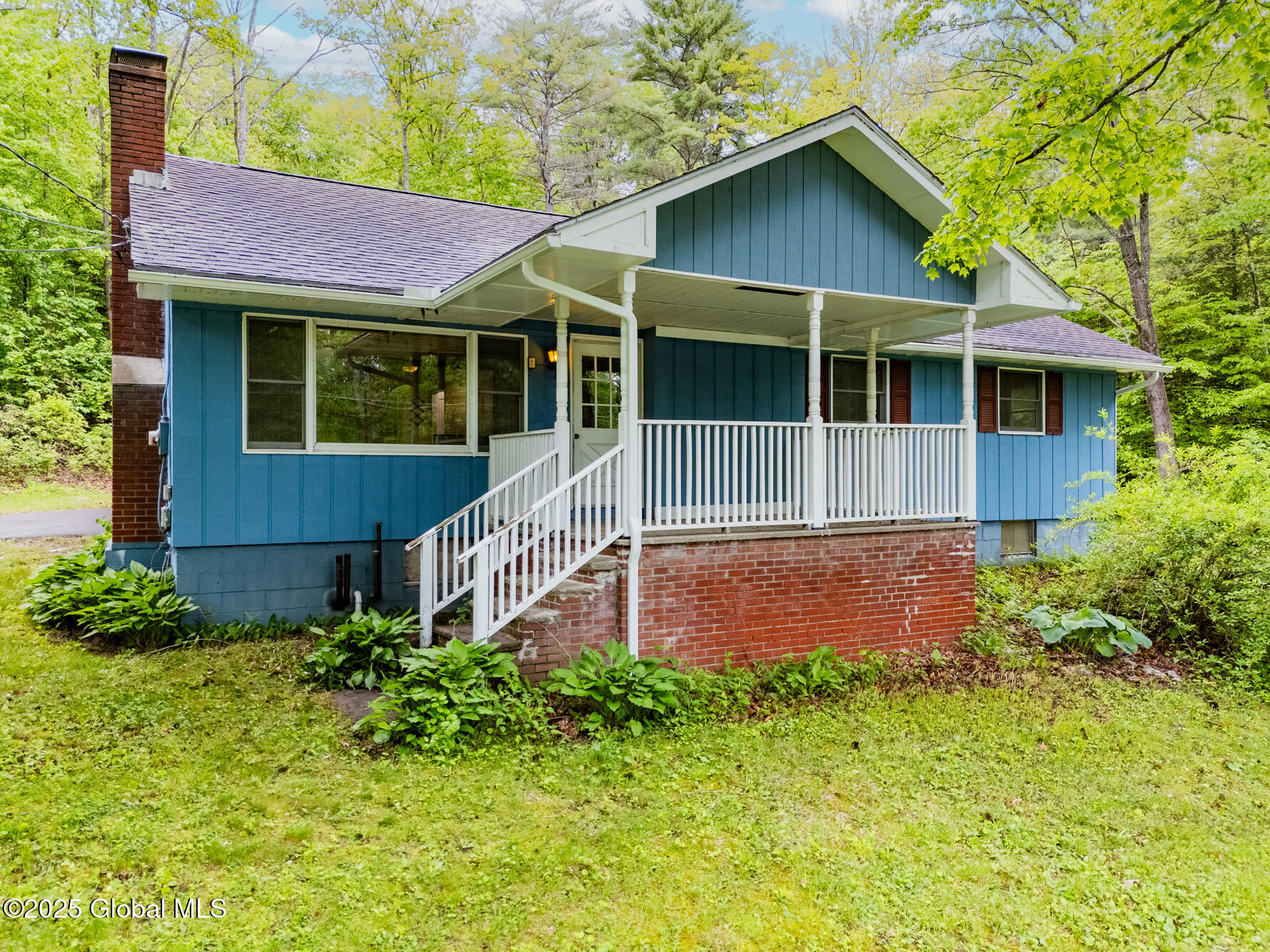 91 Middle Road, Lake George, New York image 1