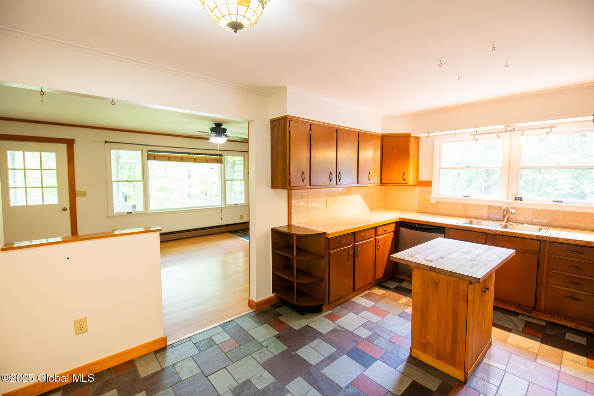 91 Middle Road, Lake George, New York image 23