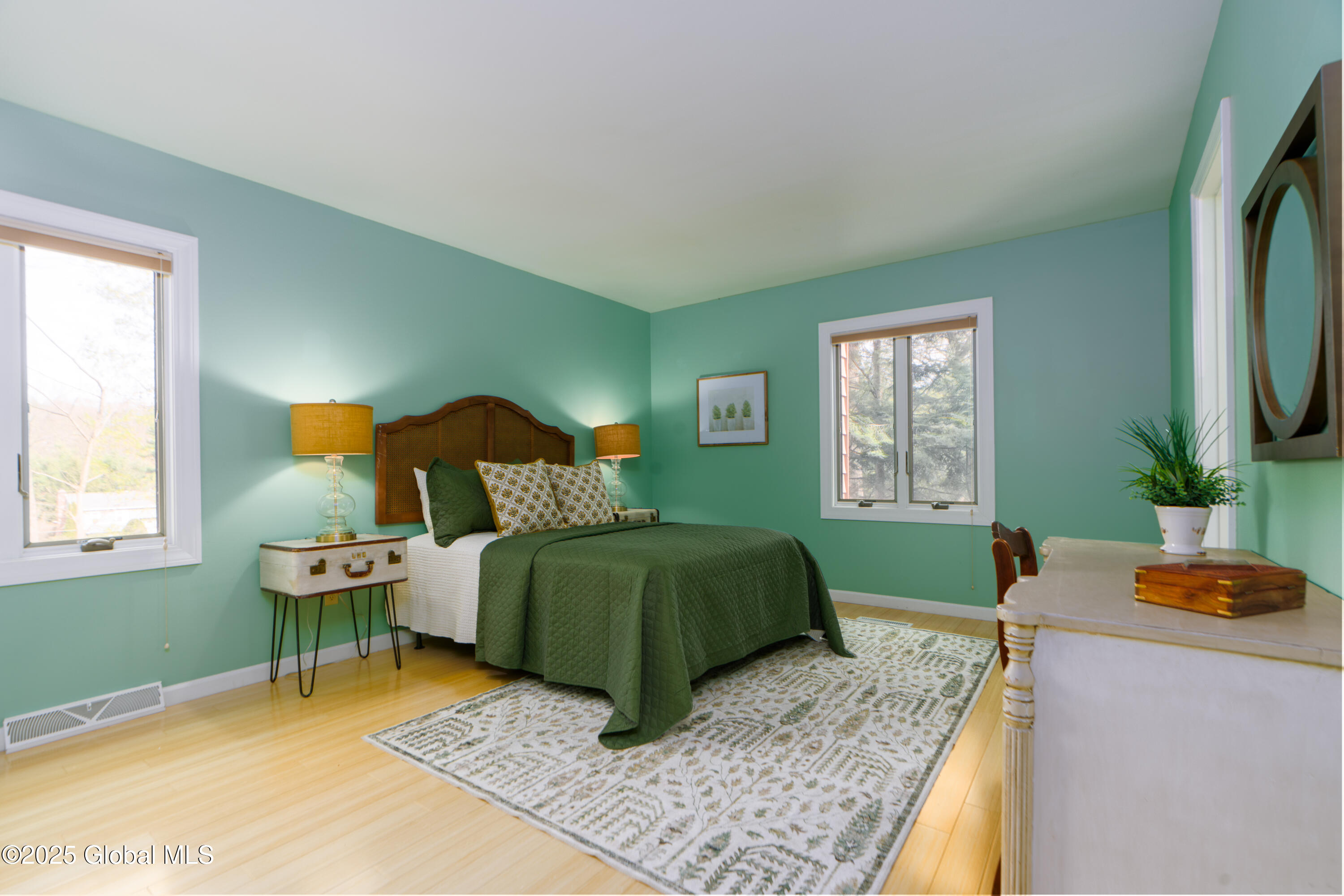 14 Longwood Drive, Saratoga Springs, New York image 31