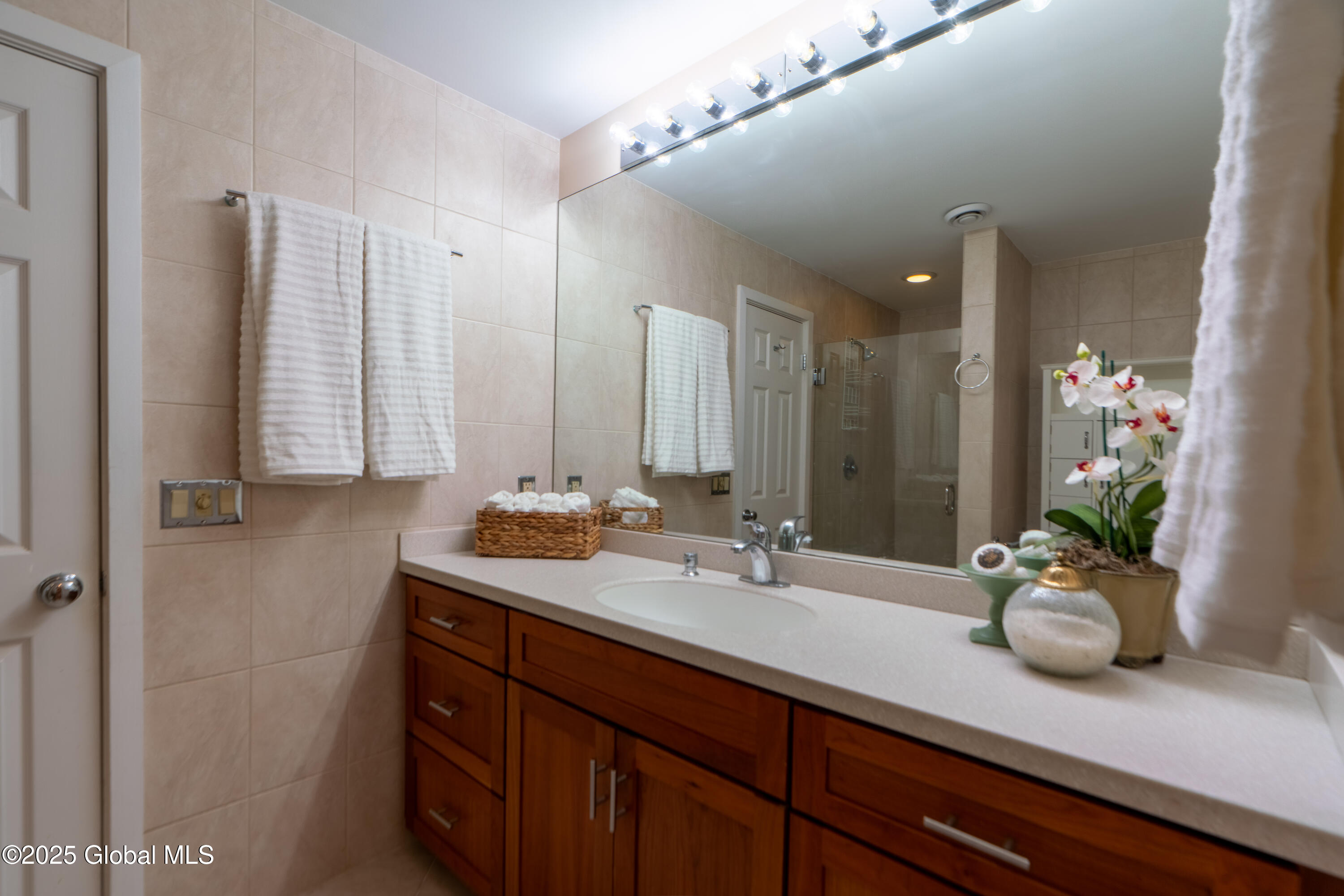 14 Longwood Drive, Saratoga Springs, New York image 32