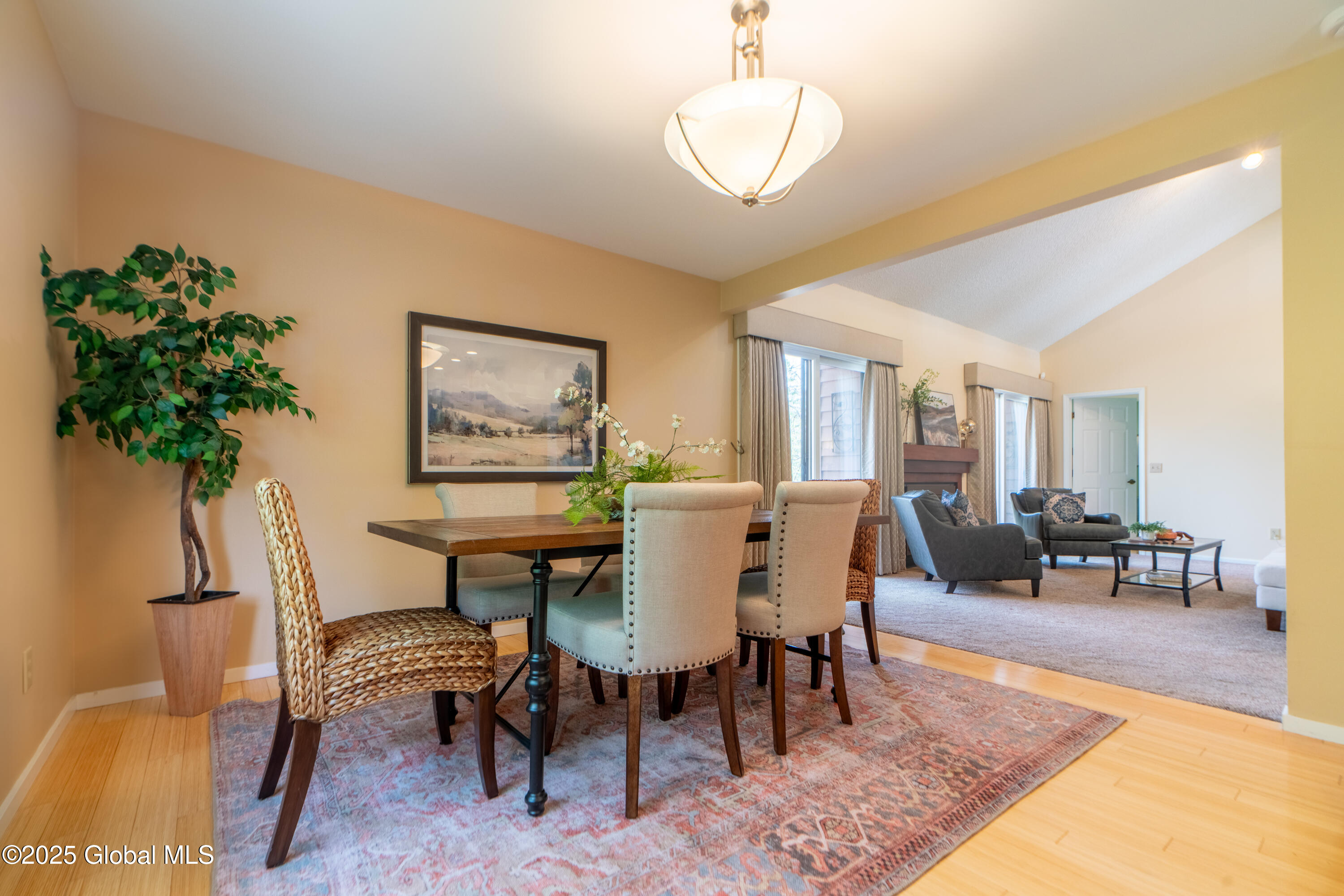 14 Longwood Drive, Saratoga Springs, New York image 10