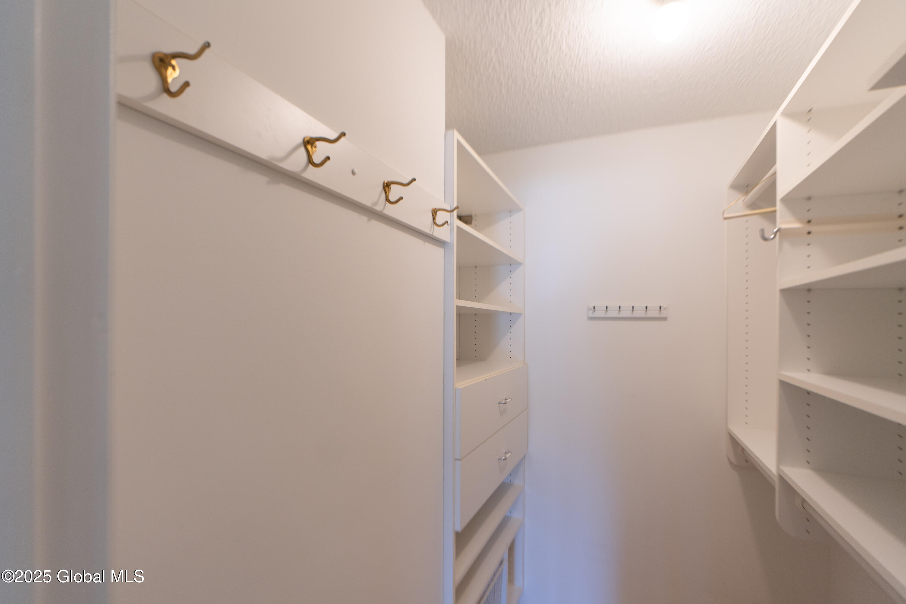 14 Longwood Drive, Saratoga Springs, New York image 34