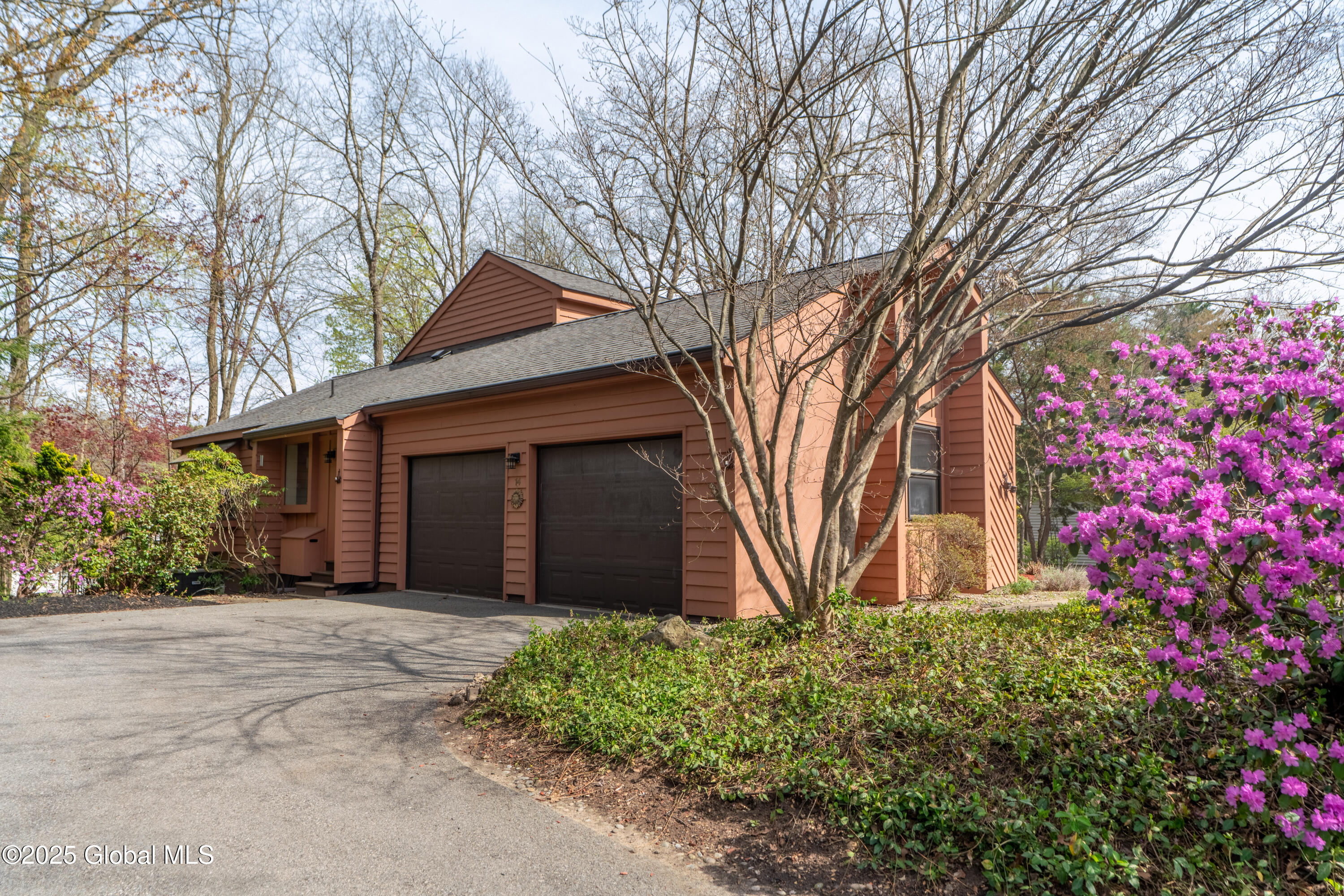 14 Longwood Drive, Saratoga Springs, New York image 7