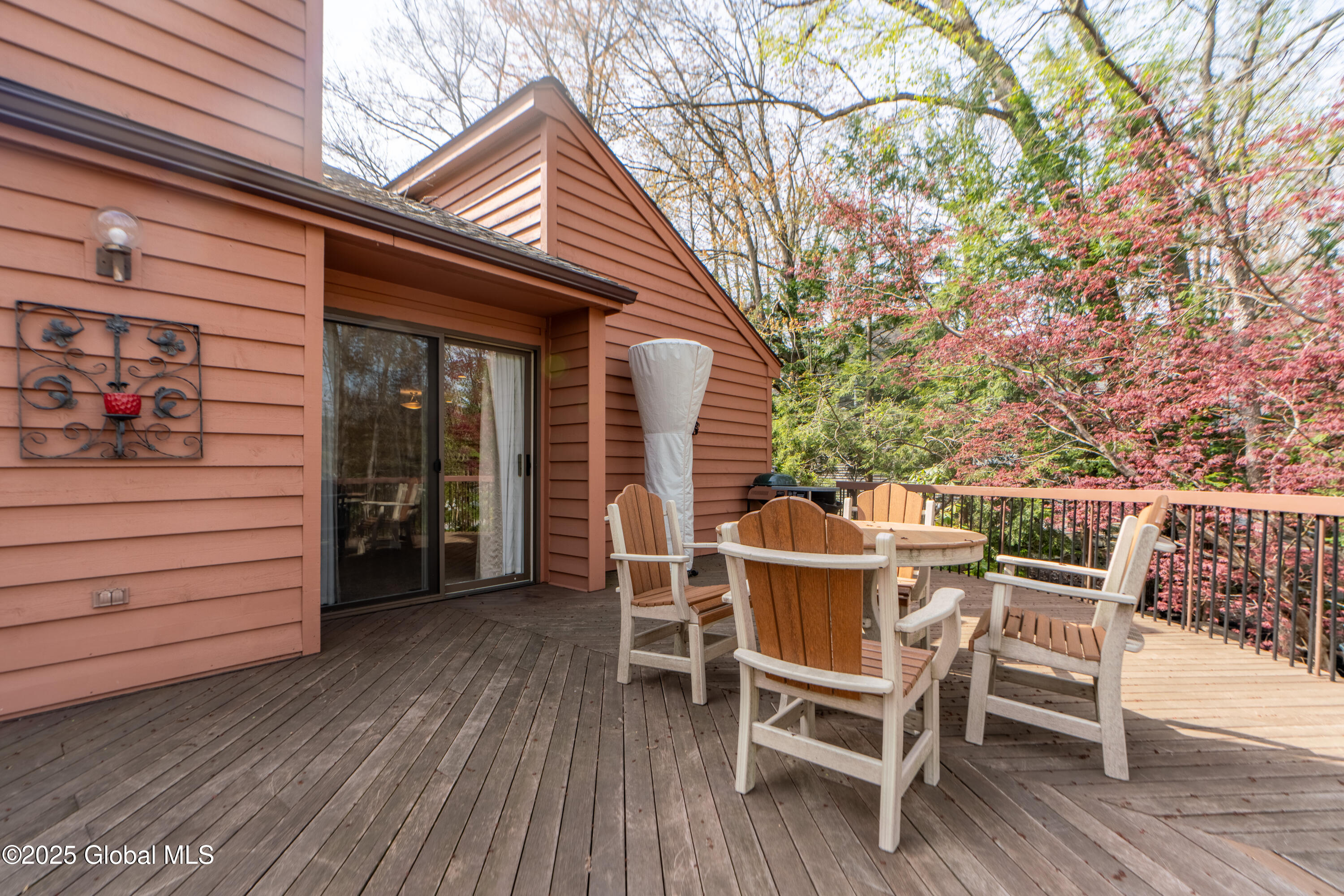 14 Longwood Drive, Saratoga Springs, New York image 48