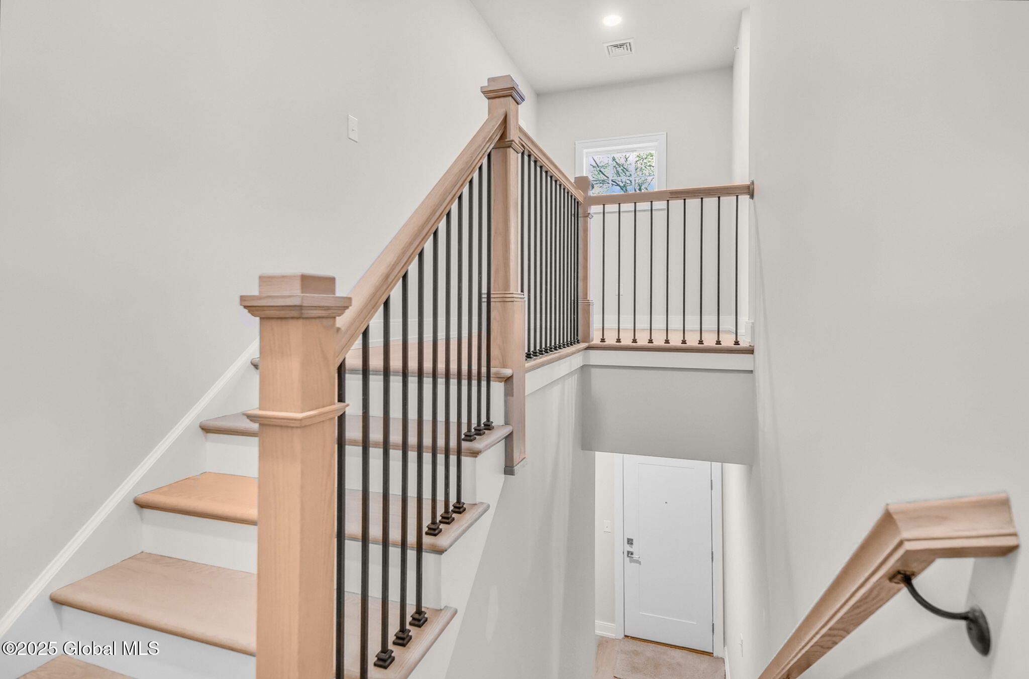 605 Vly Pointe Drive, Niskayuna, New York image 9