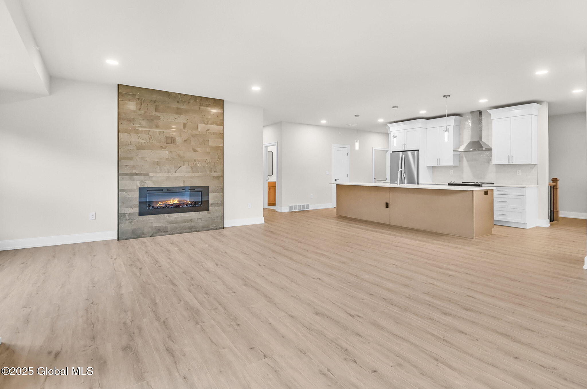 605 Vly Pointe Drive, Niskayuna, New York image 15