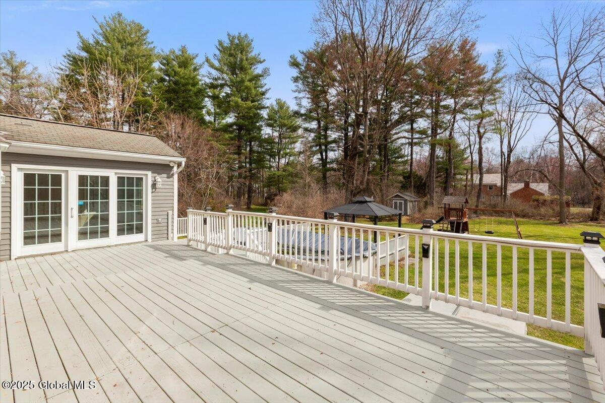 720 St Davids Lane, Niskayuna, New York image 34