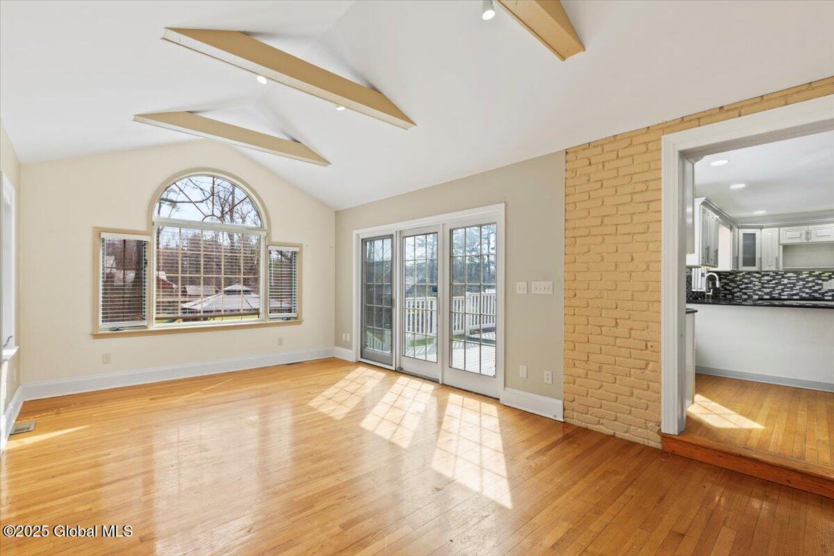 720 St Davids Lane, Niskayuna, New York image 17