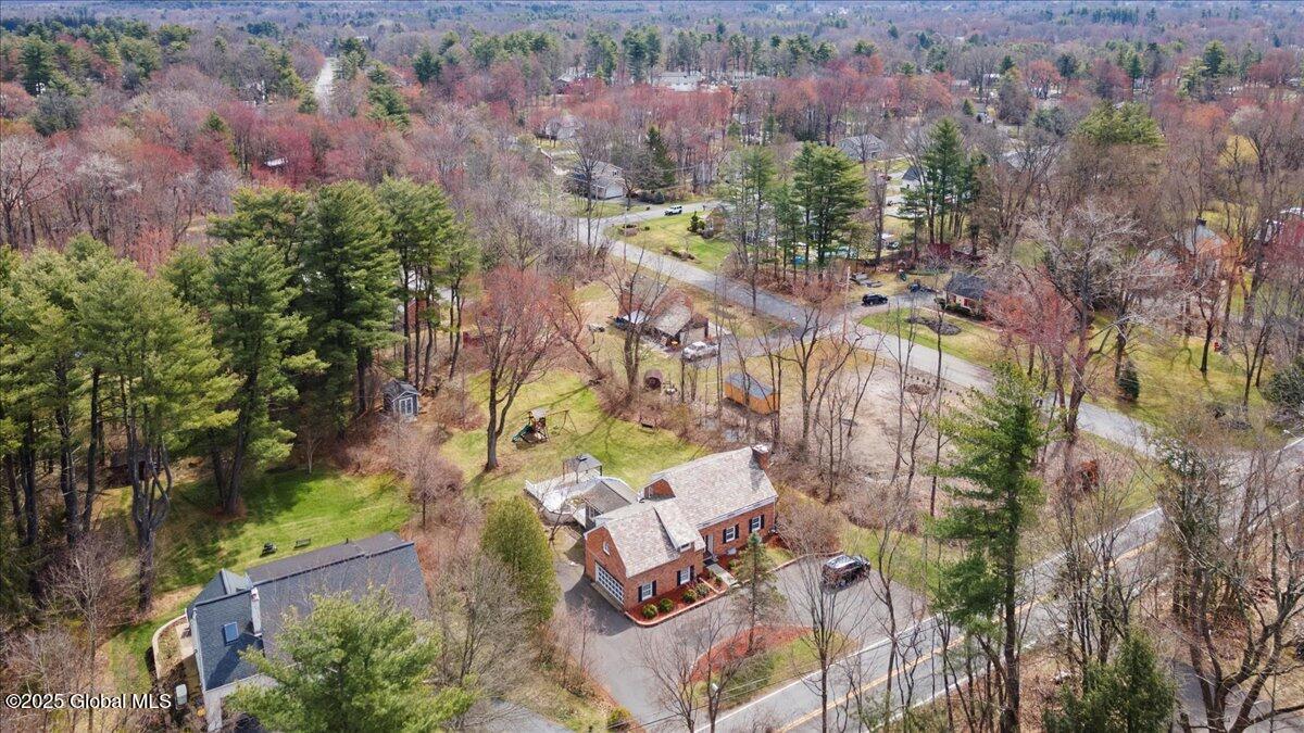 720 St Davids Lane, Niskayuna, New York image 43