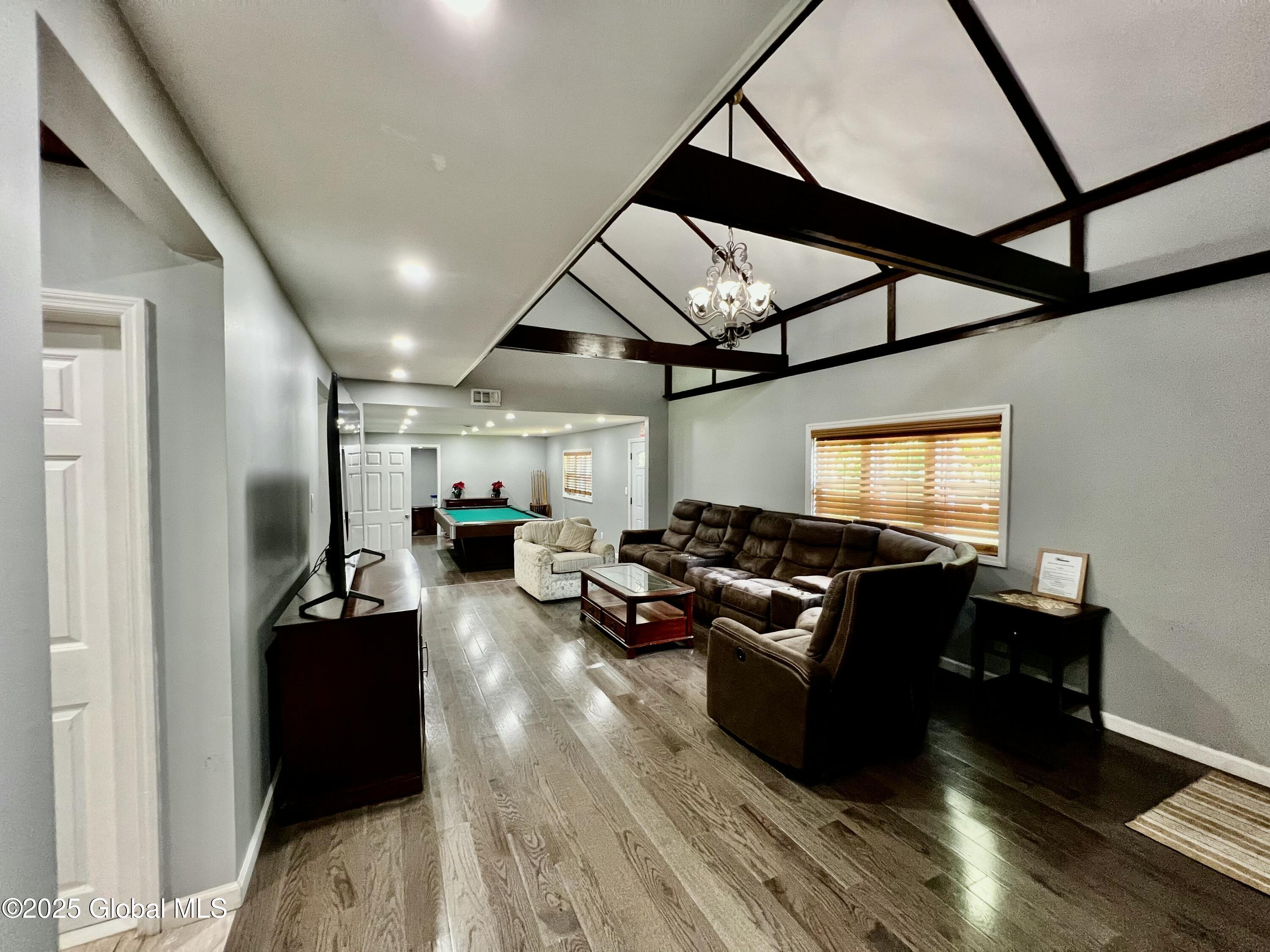 Mayfield, New York 12117, United States, 4 Bedrooms Bedrooms, ,3 BathroomsBathrooms,Residential,Active,132851