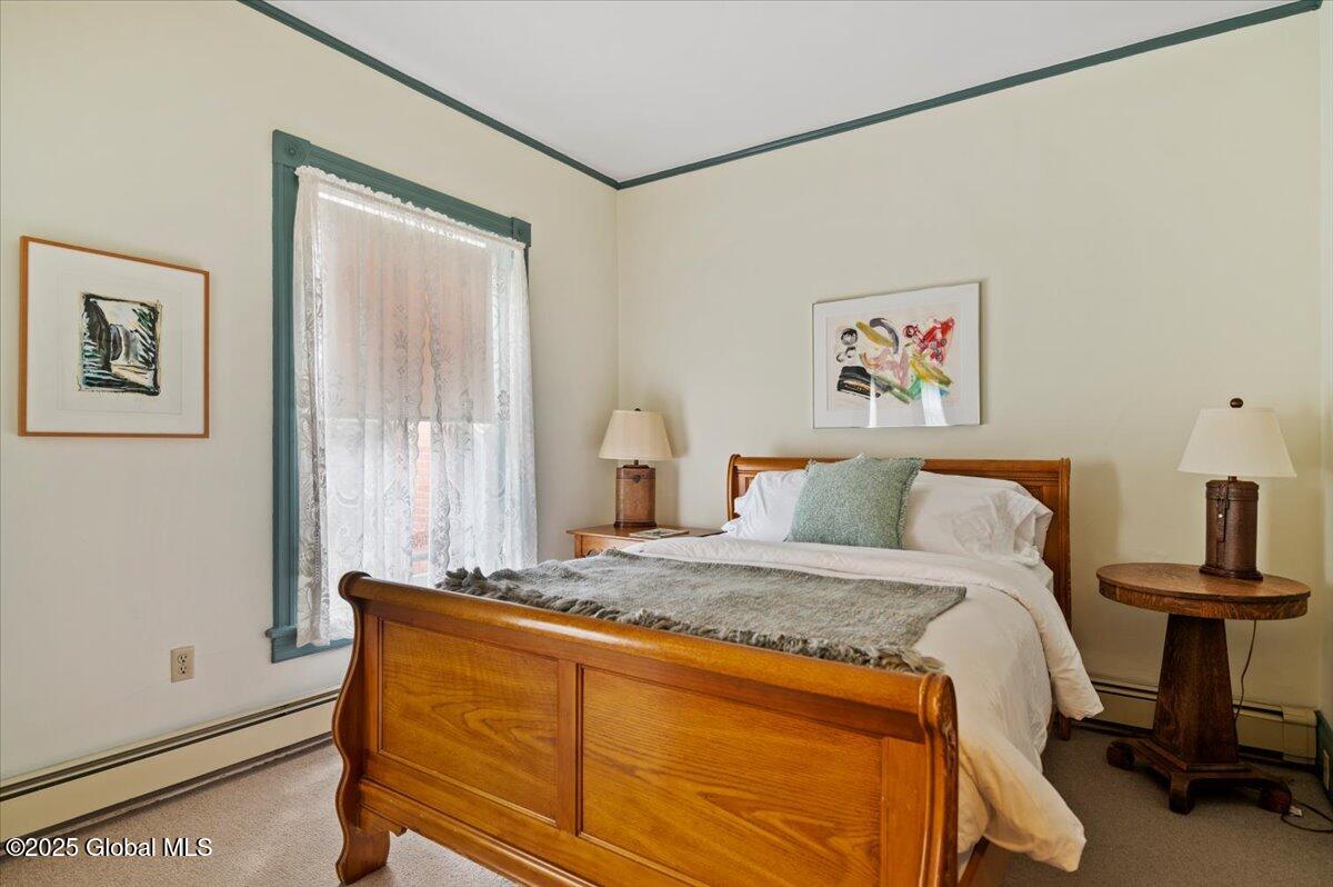 605 N Broadway, Saratoga Springs, New York image 25