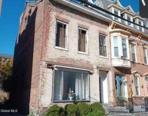 Homes For Sale - 16 S Church Street<br/> Schenectady County, Schenectady, NY 12305