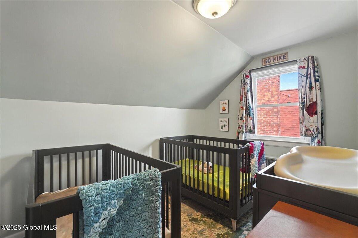 13 Clayton Place, Albany, New York image 26