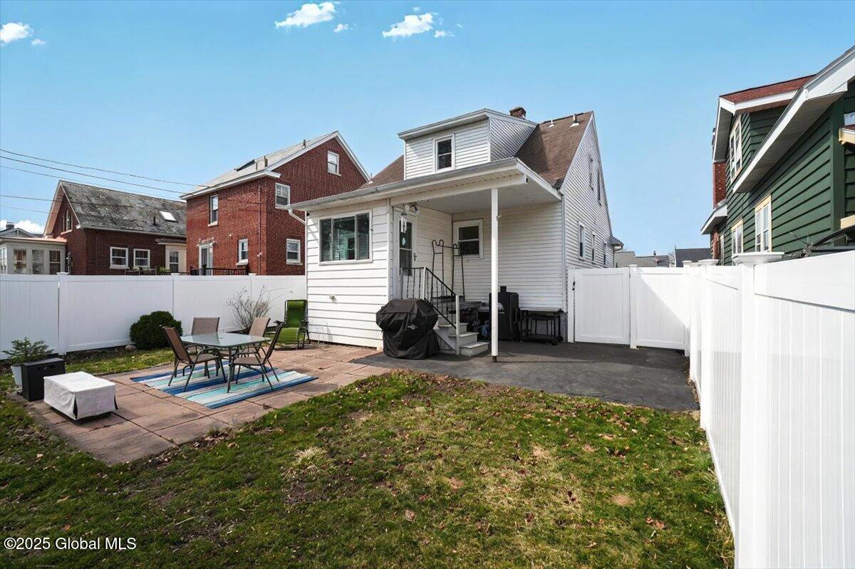 13 Clayton Place, Albany, New York image 34