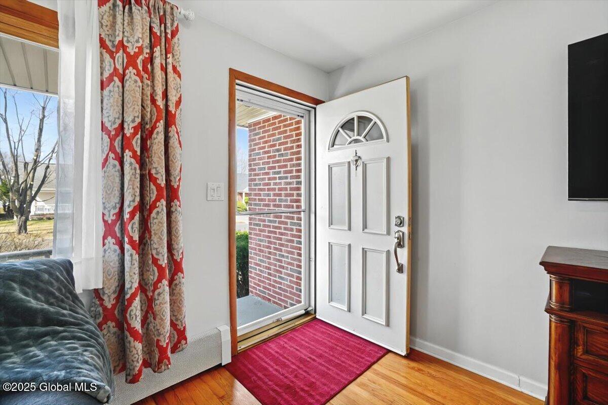 13 Clayton Place, Albany, New York image 3