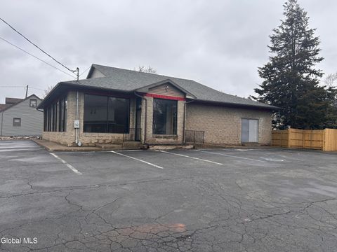 Photo of 1225 Curry Road, Rotterdam, NY 12306 (MLS # 202613667)