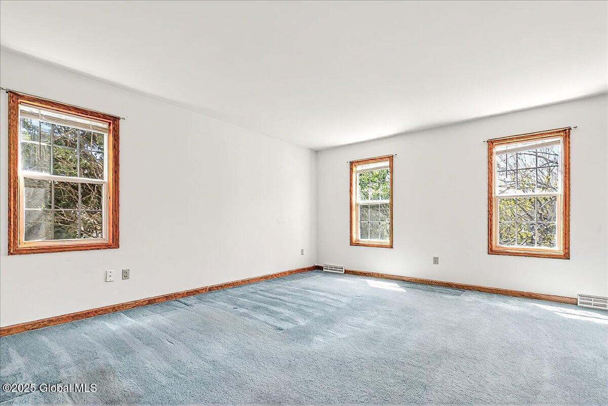 4 Middleborough Court, Gansevoort, New York image 22
