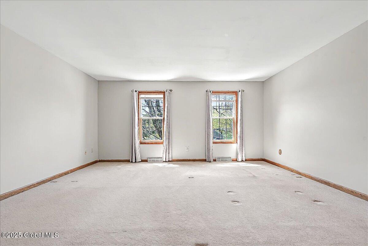 4 Middleborough Court, Gansevoort, New York image 19