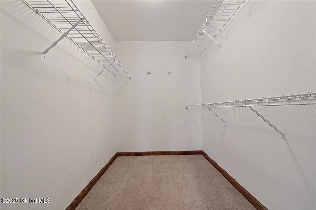 4 Middleborough Court, Gansevoort, New York image 6