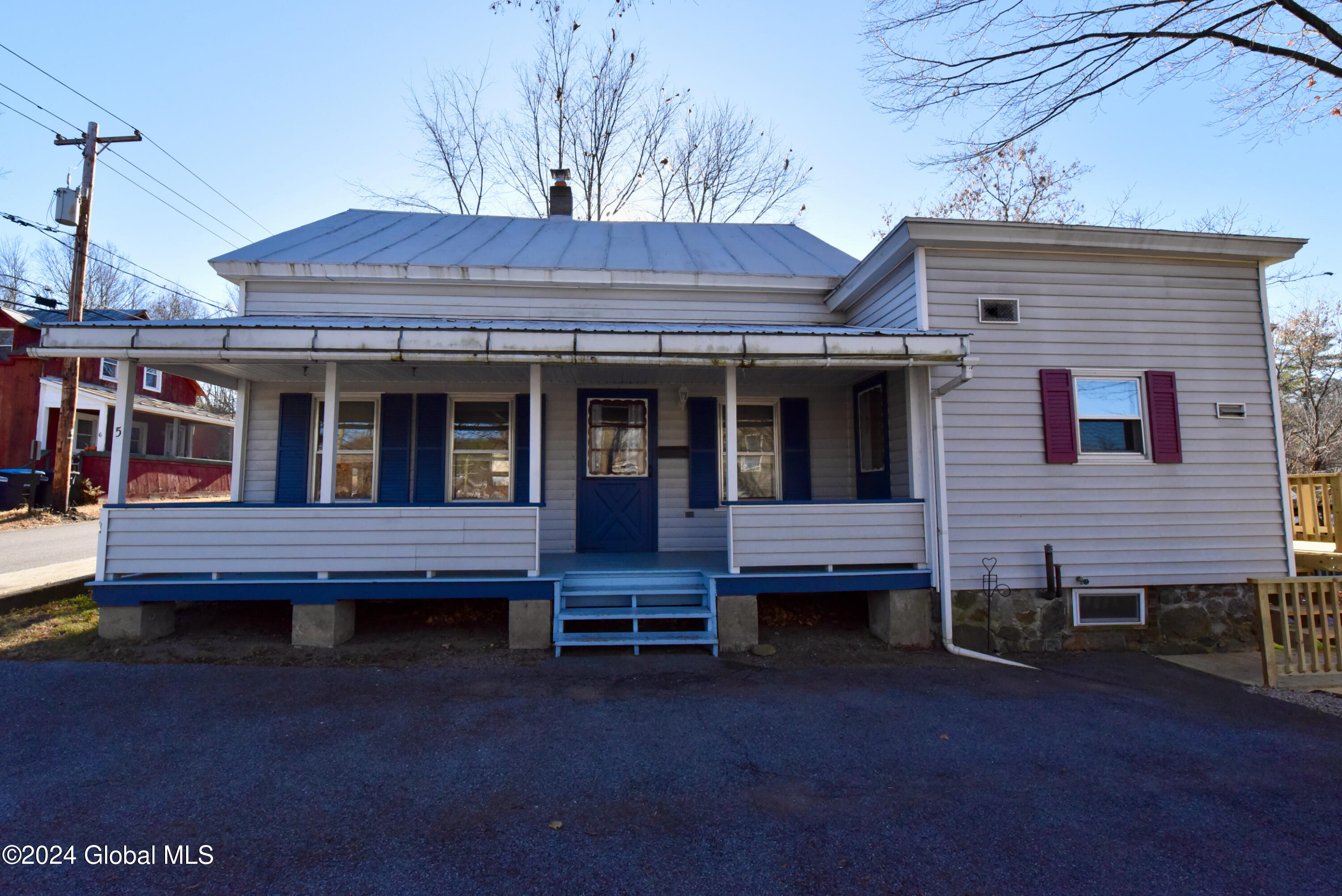 5 Ridge Avenue, Warrensburg, New York image 1