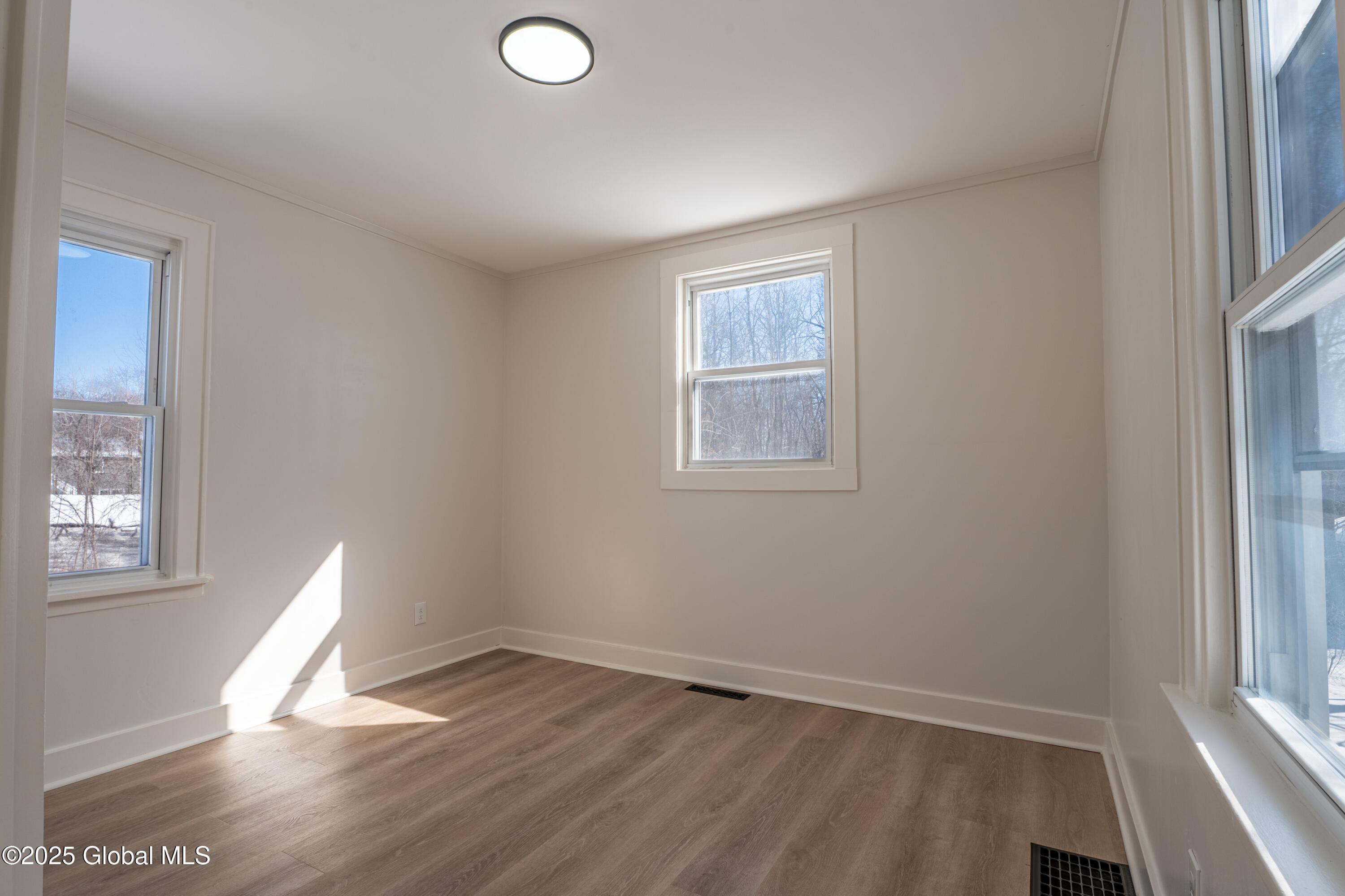 46 N Amherst Avenue, Schenectady, New York image 24