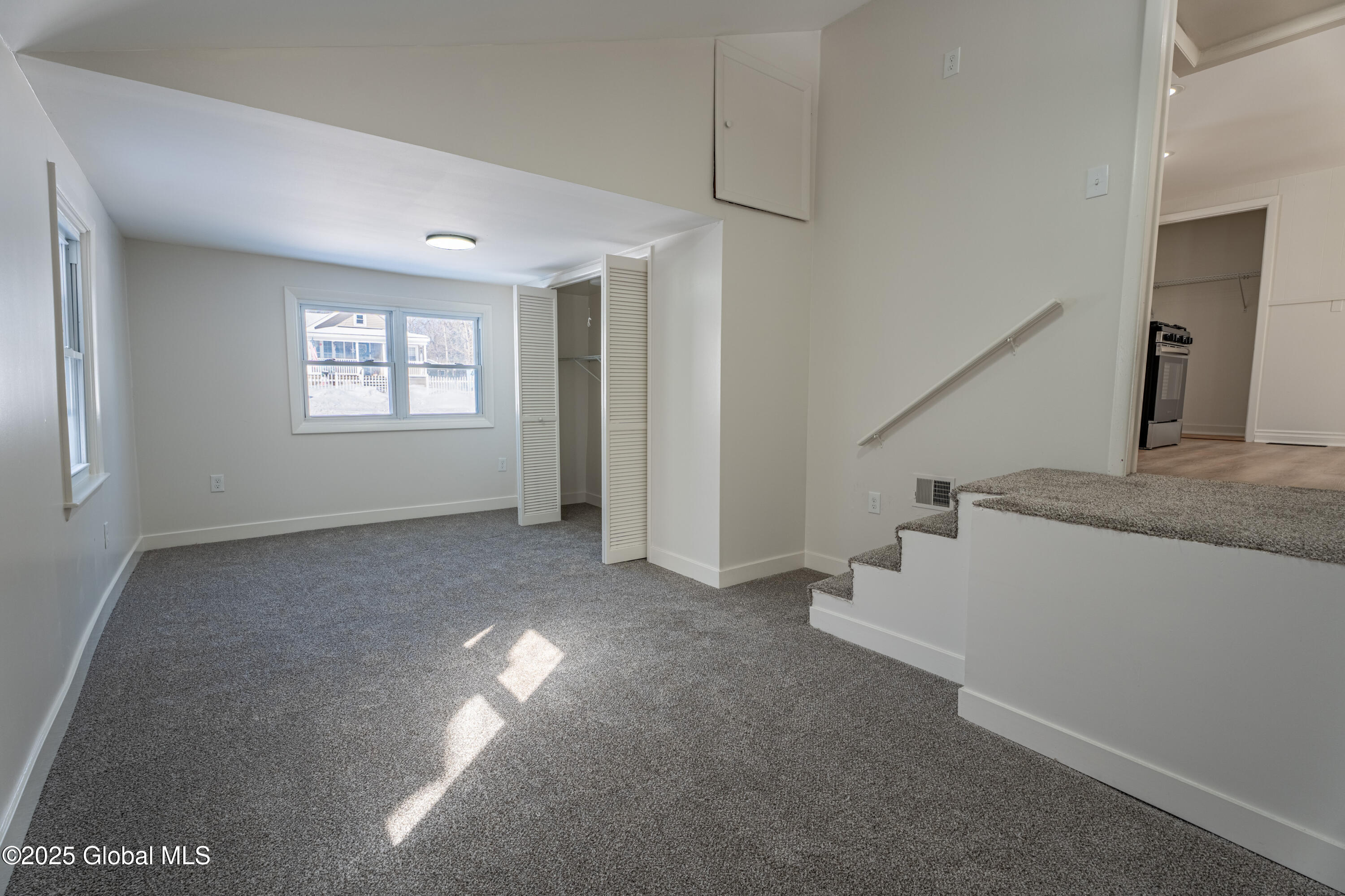 46 N Amherst Avenue, Schenectady, New York image 23