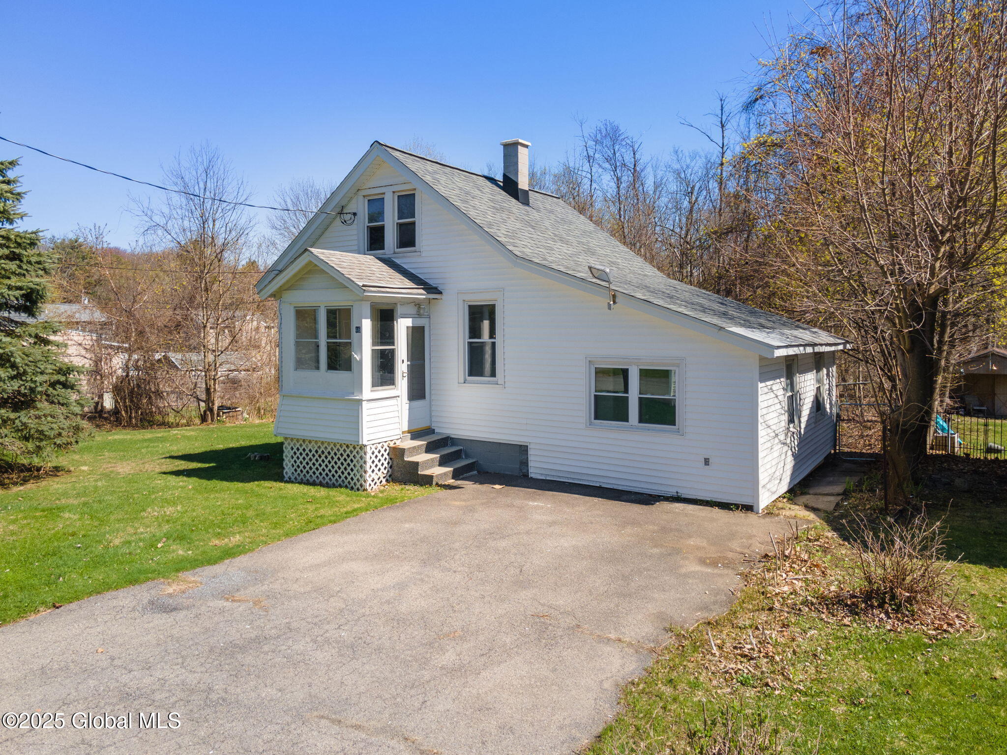 46 N Amherst Avenue, Schenectady, New York image 2