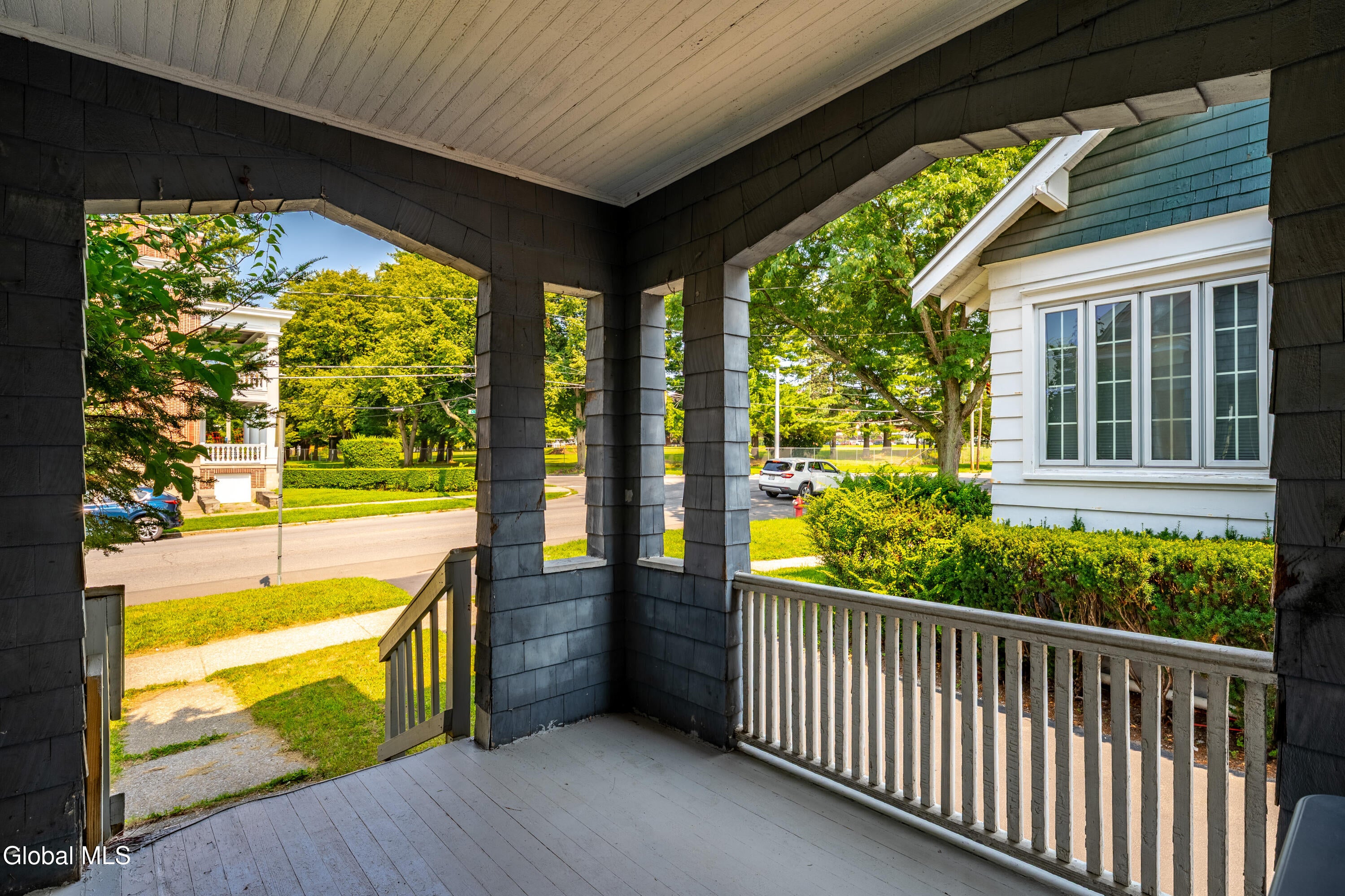 125A N Main Avenue