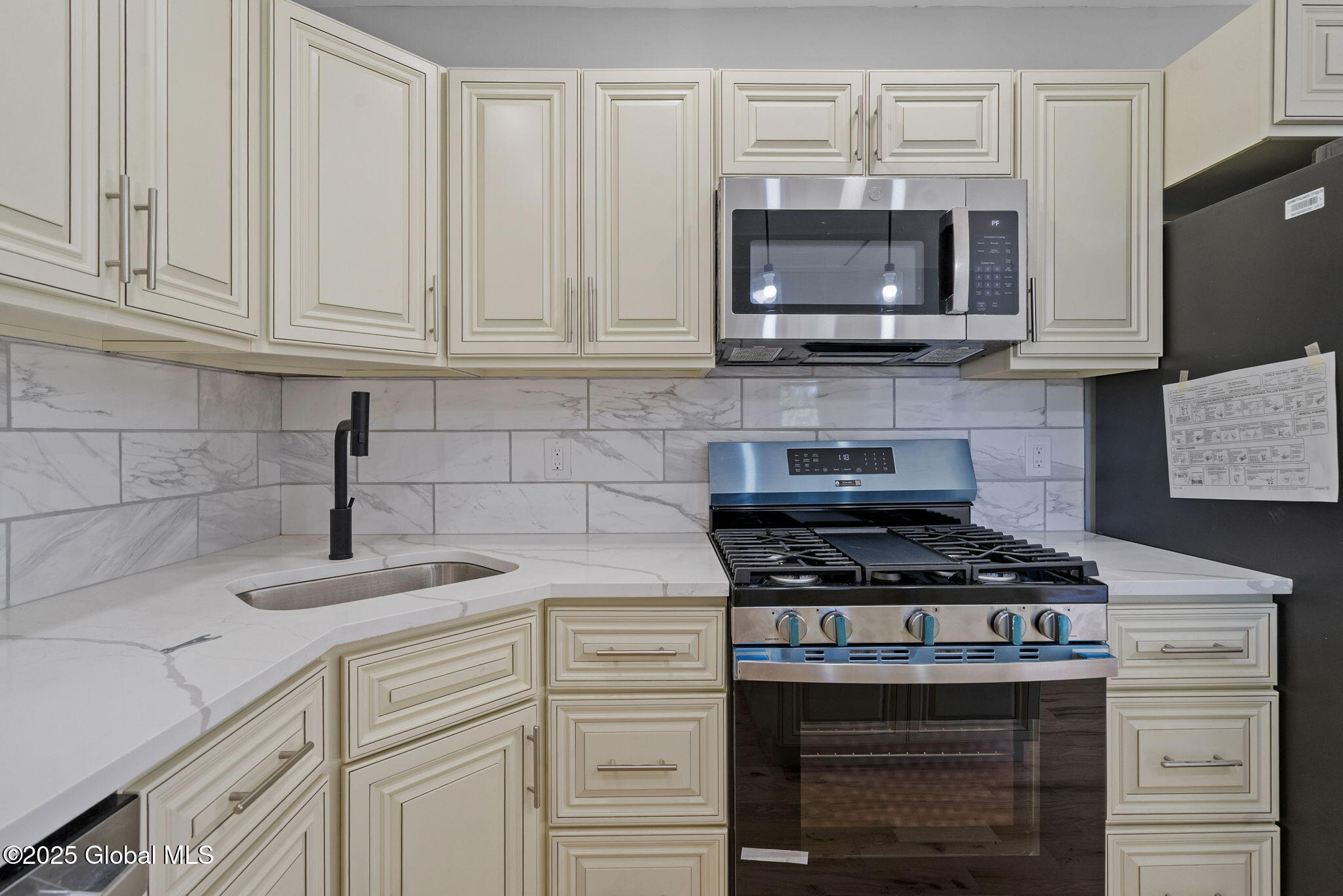12 Jones Drive, Schenectady, New York image 6