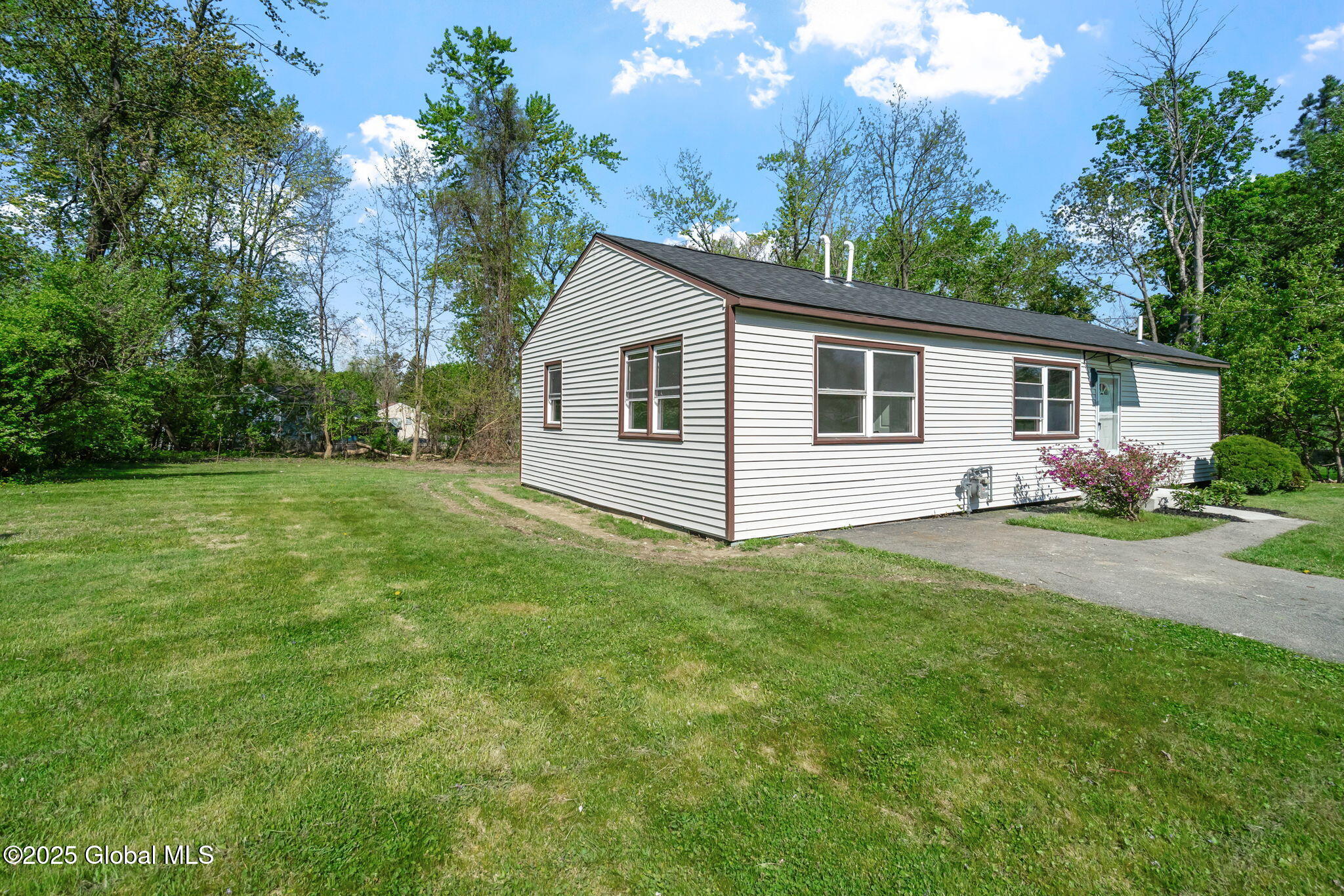 12 Jones Drive, Schenectady, New York image 35