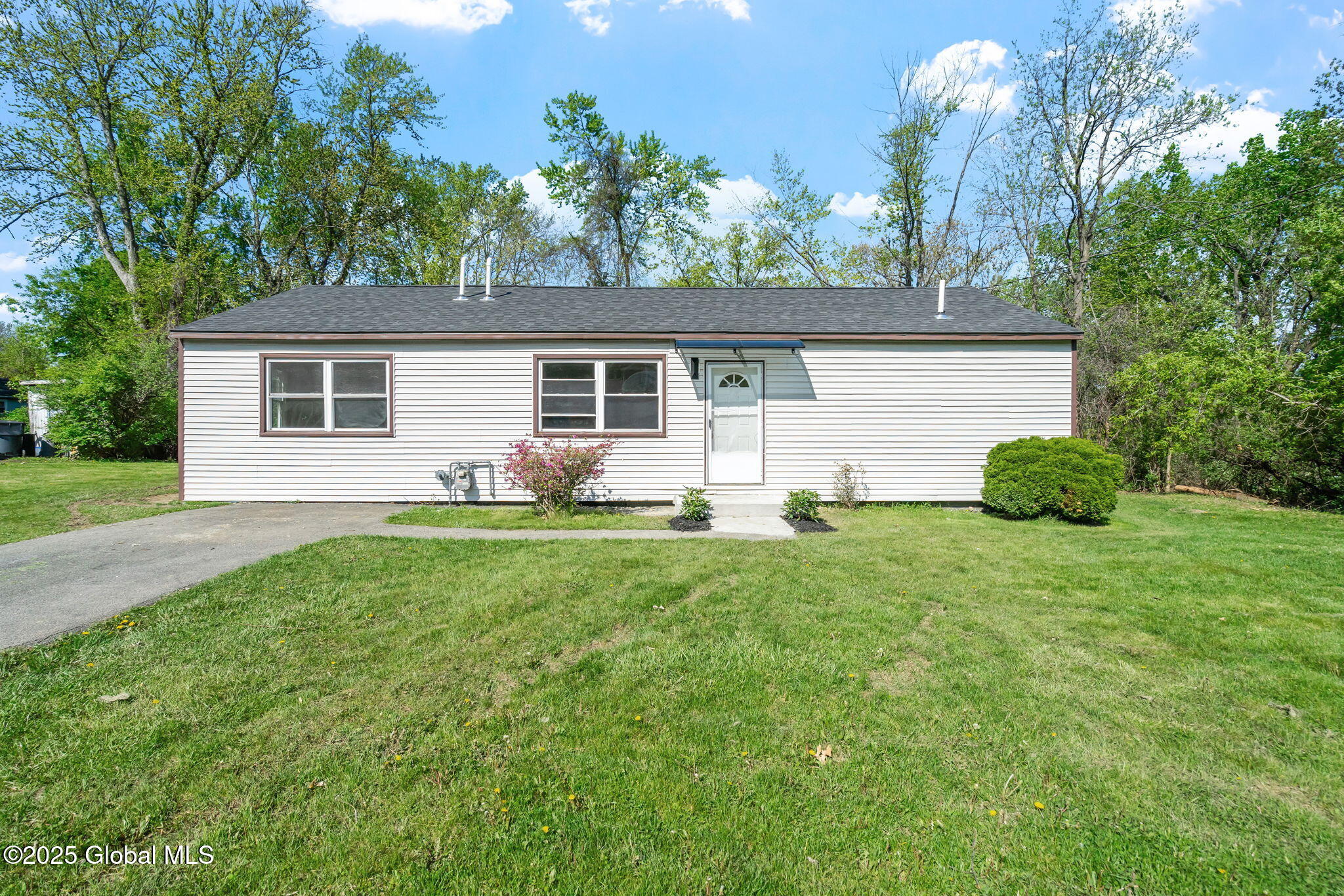 12 Jones Drive, Schenectady, New York image 37