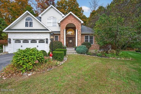 Photo of 5 Rose Ridge Court, Saratoga Springs, NY 12866 (MLS # 202527351)