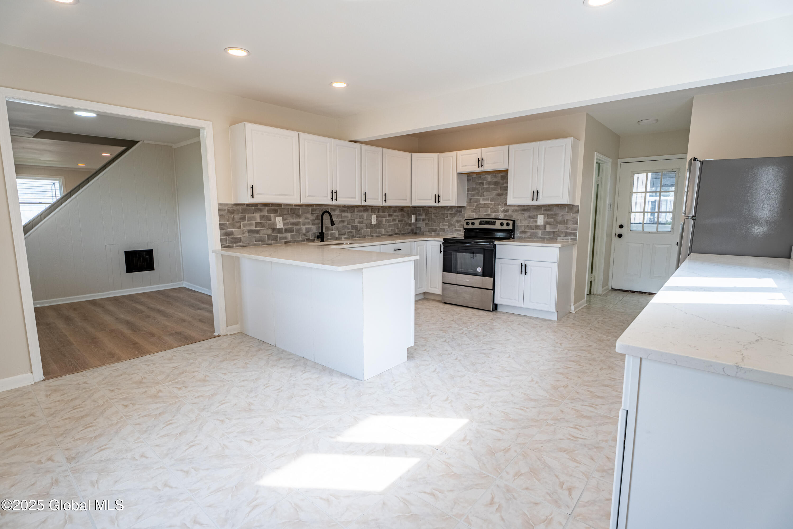 1012 Palazini Drive, Schenectady, New York image 11