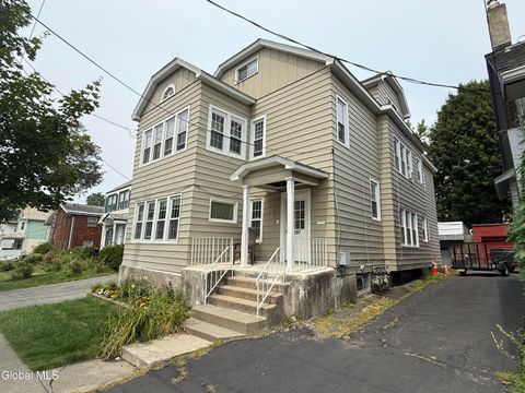 Photo of 287 Myrtle Avenue, Albany, NY 12208 (MLS # 202611966)
