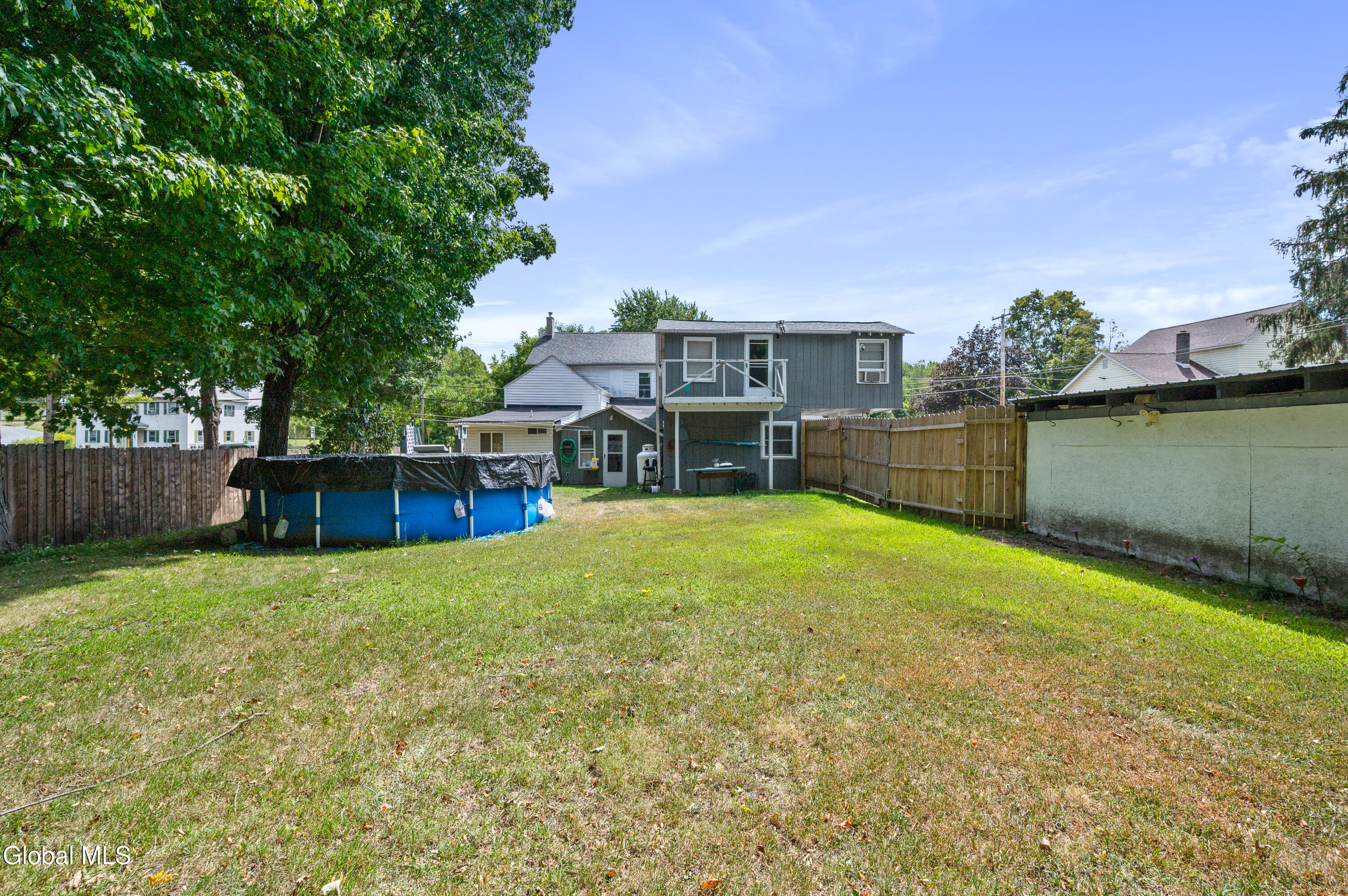 Troy, New York 12182, United States, 8 Bedrooms Bedrooms, ,6 BathroomsBathrooms,Residential,Active,216161