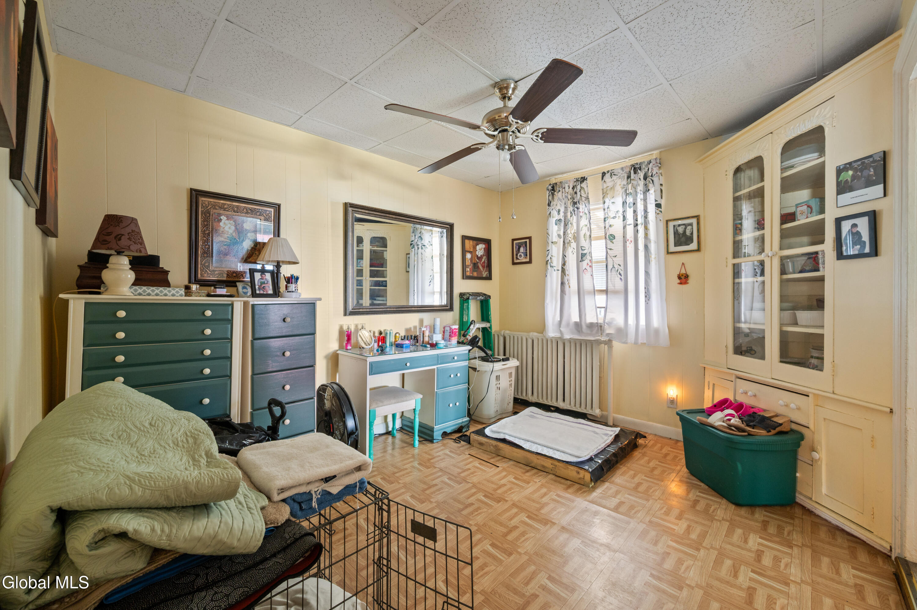 Troy, New York 12182, United States, 8 Bedrooms Bedrooms, ,6 BathroomsBathrooms,Residential,Active,216161