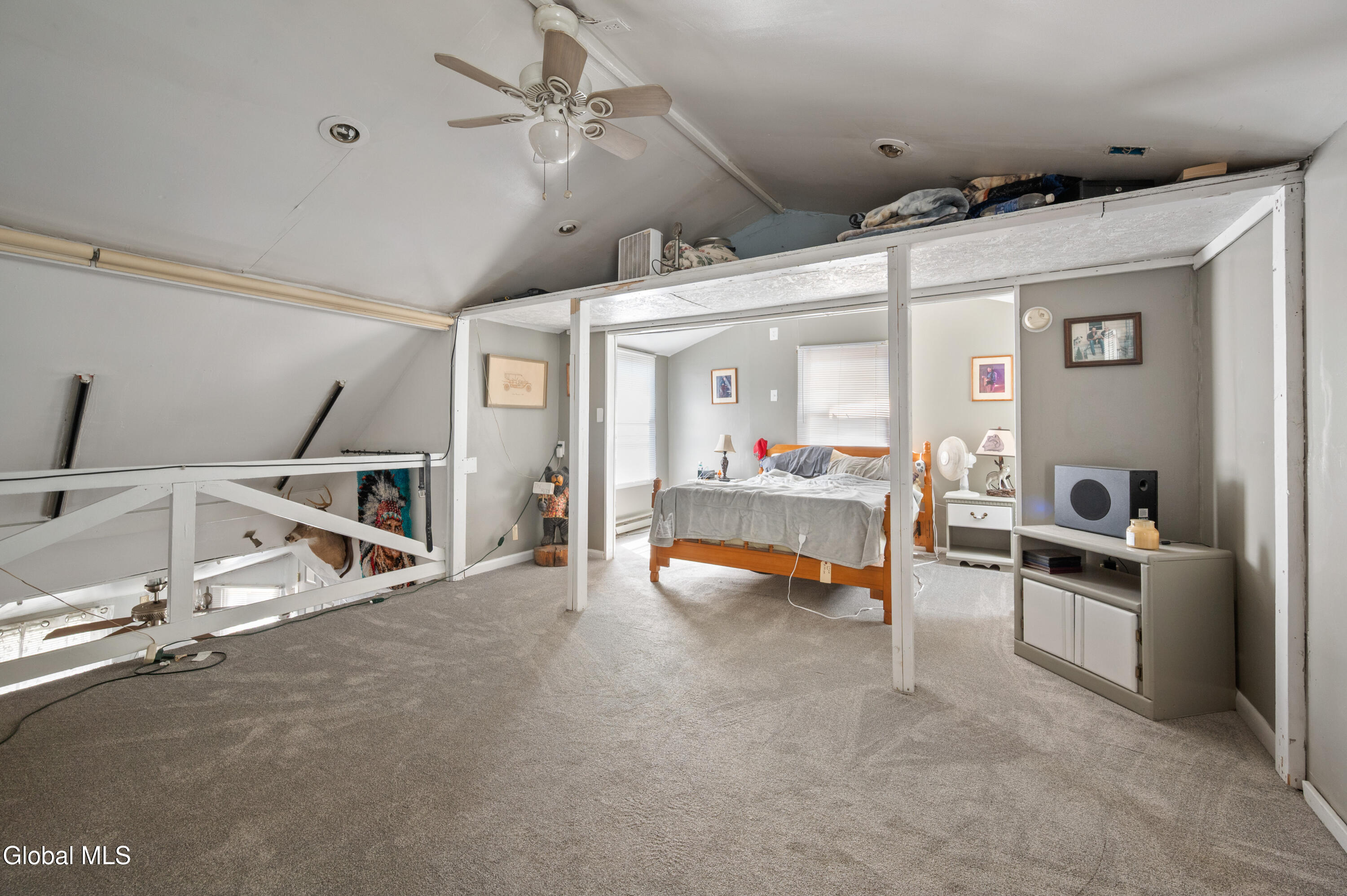 Troy, New York 12182, United States, 8 Bedrooms Bedrooms, ,6 BathroomsBathrooms,Residential,Active,216161