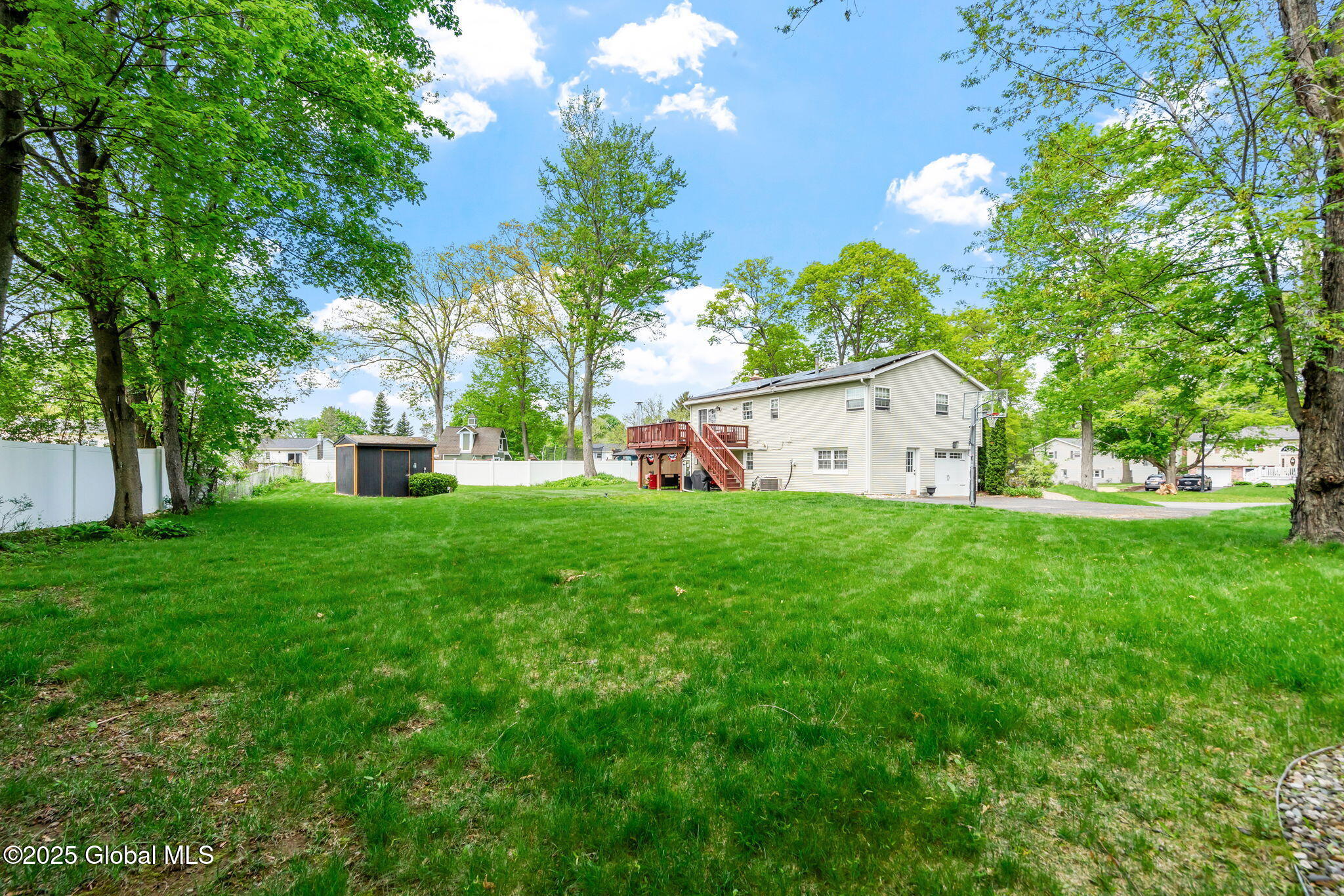 101 Woodview Court, Voorheesville, New York image 7