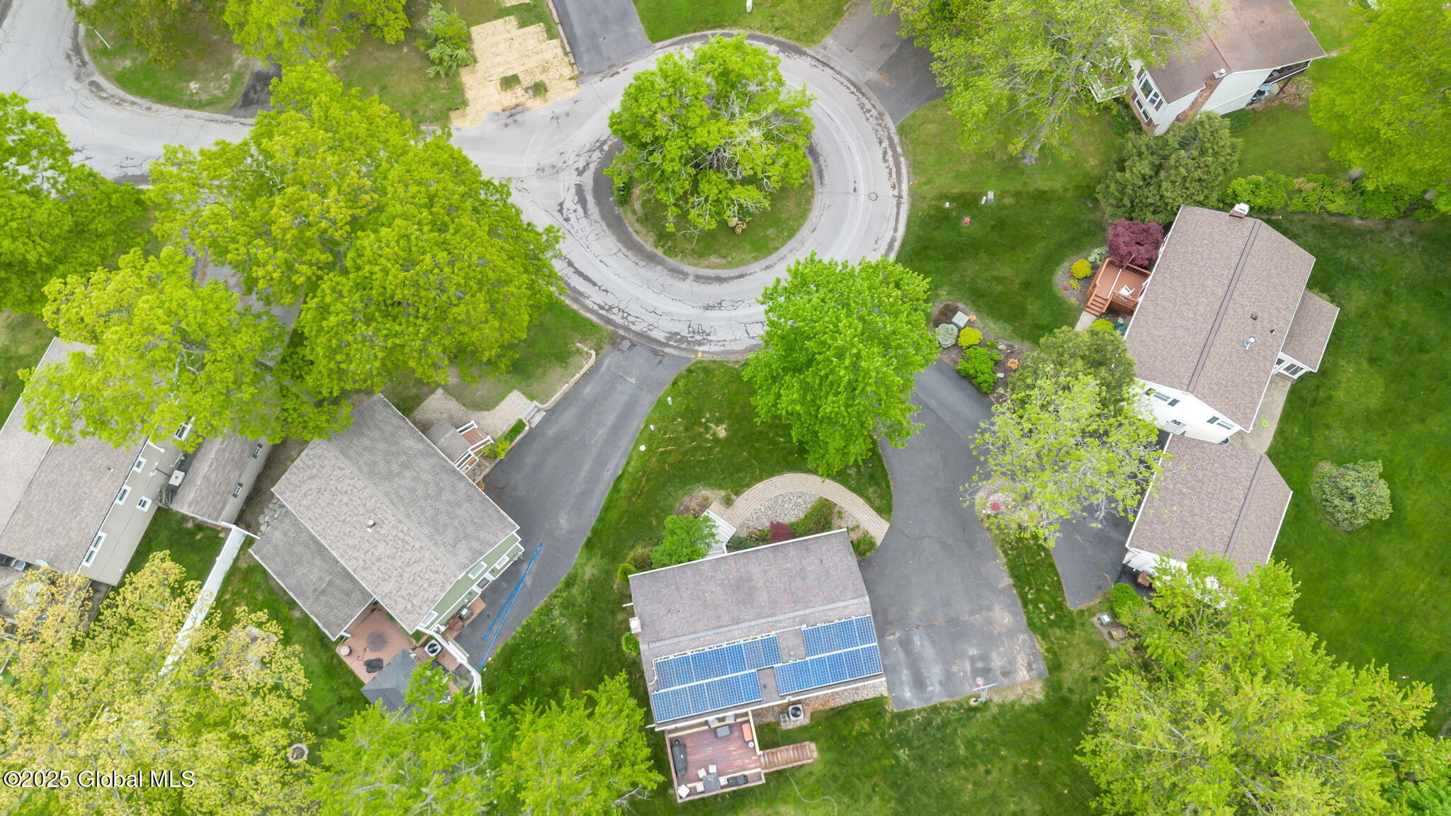 101 Woodview Court, Voorheesville, New York image 9