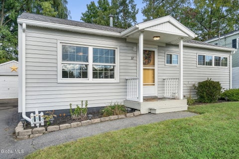 Photo of 37 Jones Drive, Schenectady, NY 12309 (MLS # 202626512)