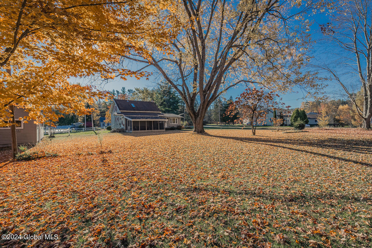 36 Broad Street, Broadalbin, New York image 9