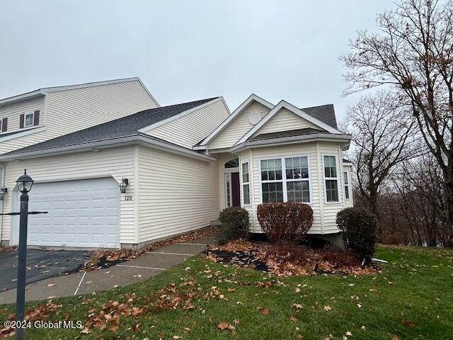 120 Moneta Overlook, Troy, New York image 1