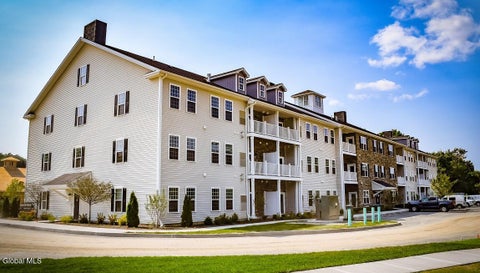 Apartment For Rent - 21 Hastings Drive #109<br/> Latham, NY 12110